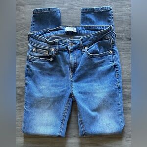 🌼 (4/$20) Zara Women's Blue Skinny Jeans